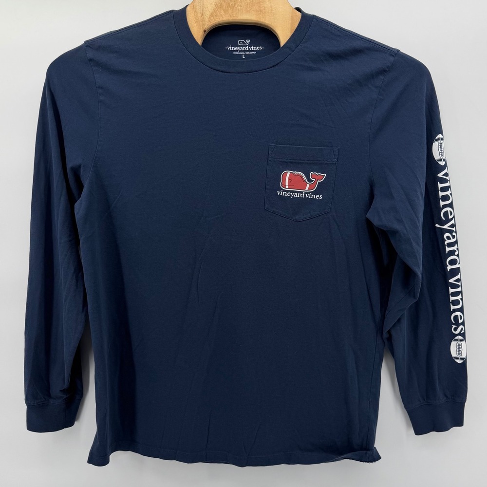 Vineyard Vines T-Shirt Mens L Navy Blue Football Whale Long Sleeve Pocket Tee